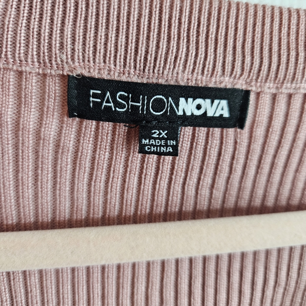 Sweater - Picture 2 of 4